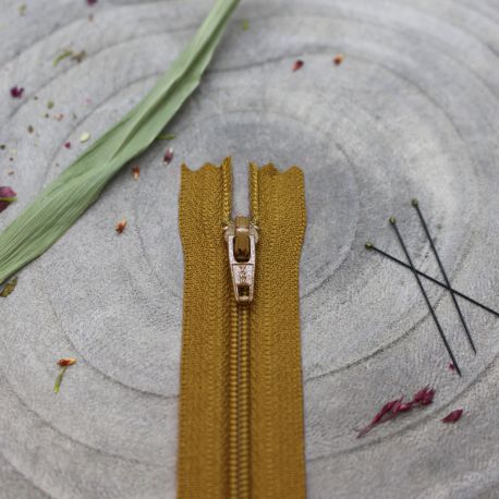 Zip Ochre - Atelier Brunette