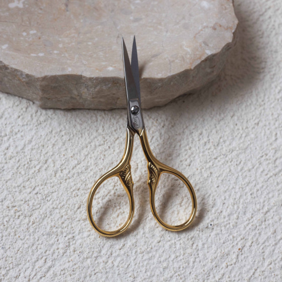 Gold embroidery scissors - 9 cm